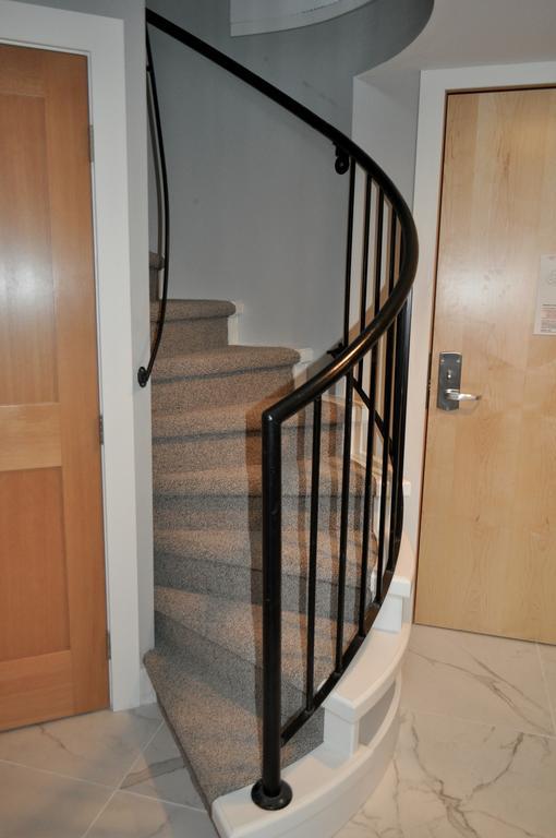Tyndalstone Lodge 3 Bedroom In The Heart Of Village North Whistler Buitenkant foto
