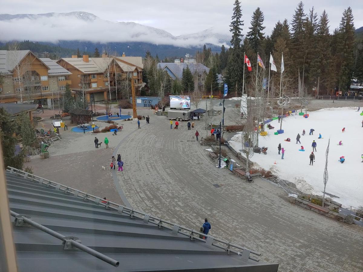 Tyndalstone Lodge 3 Bedroom In The Heart Of Village North Whistler Buitenkant foto